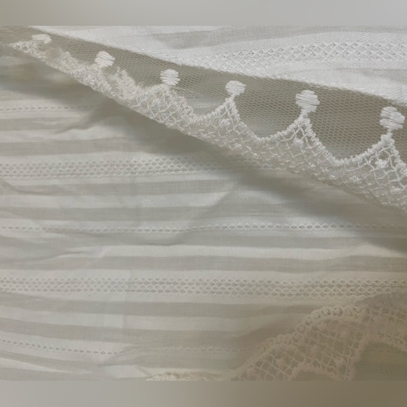 White Boho Cropped Cover Up Blouse - Picture 4 of 5